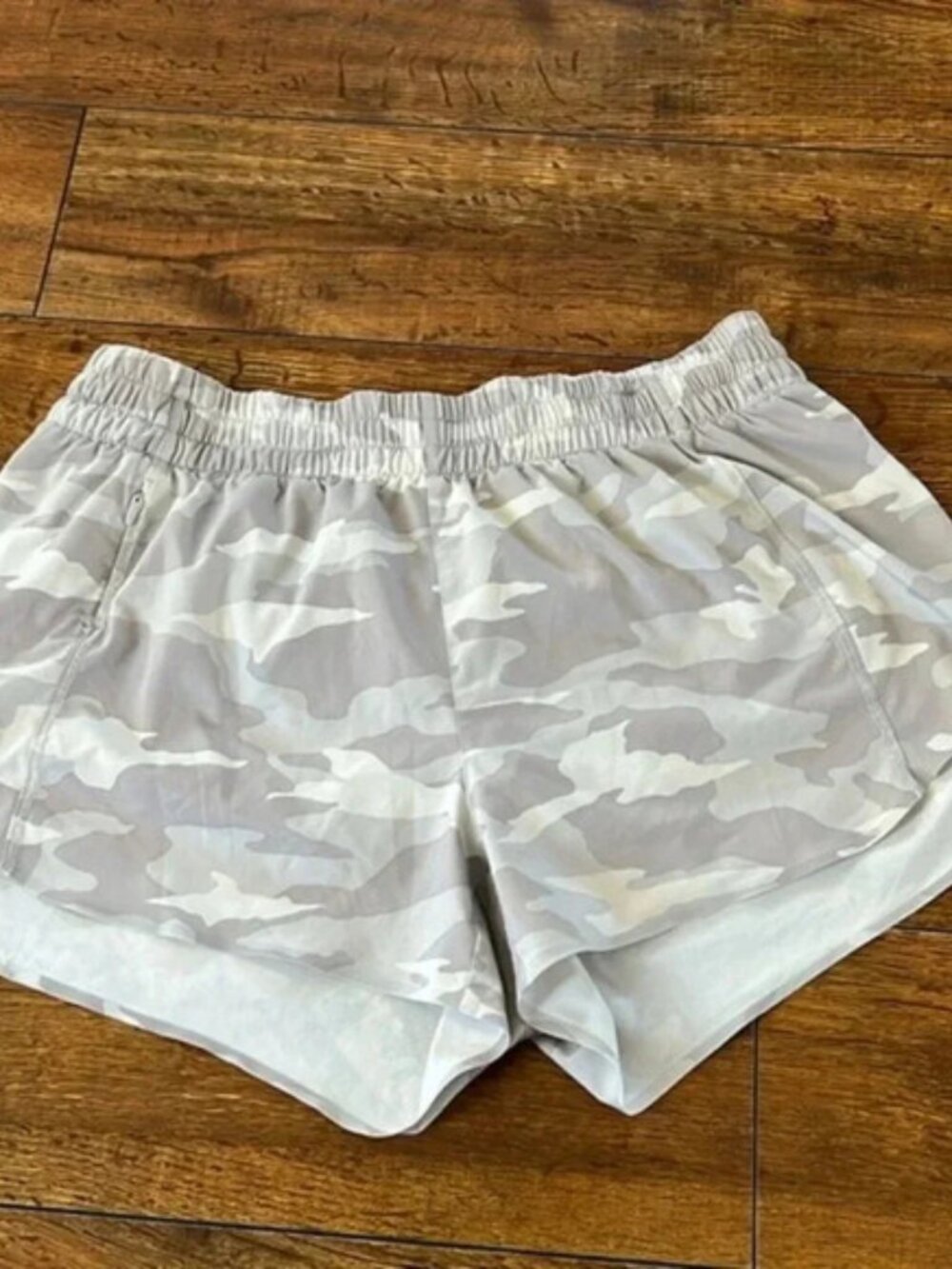 Athleta Hustle short​